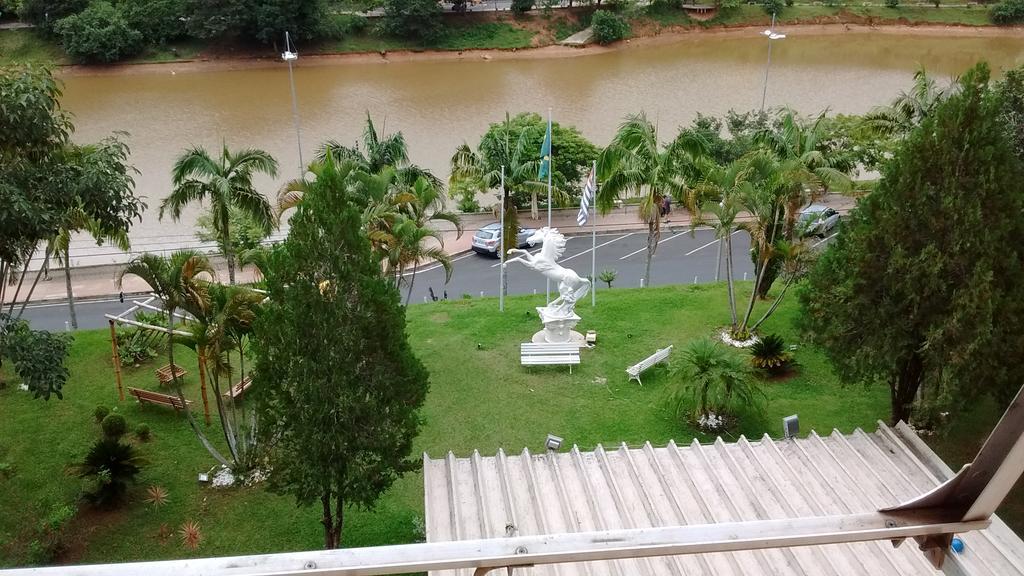 Apartamento Hotel Cavalinho Branco Águas de Lindóia Bagian luar foto